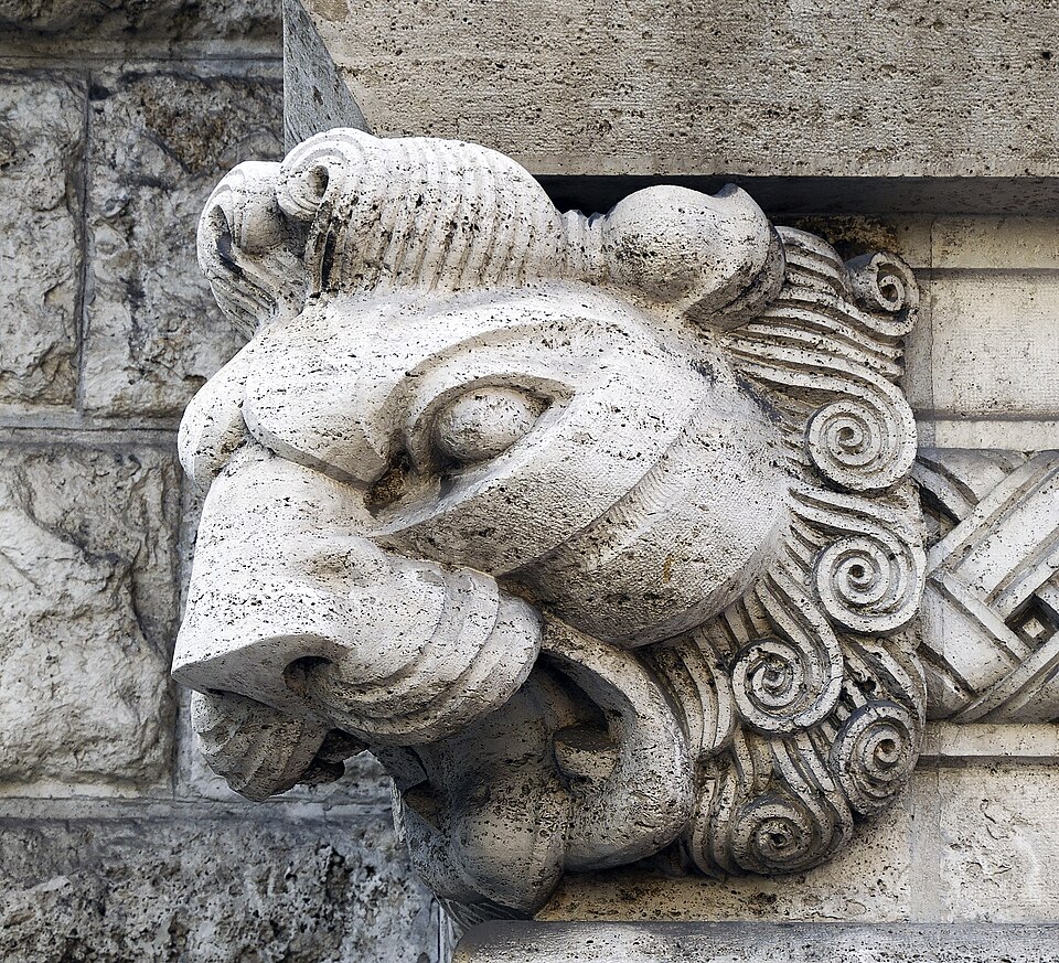 Coppedè Quarter 1/3