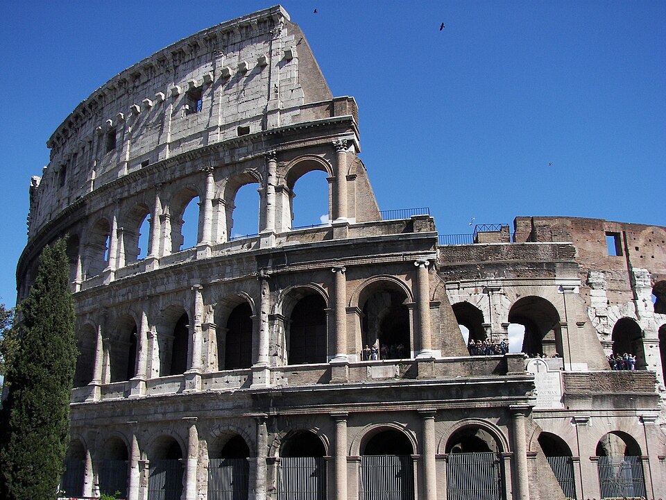 Colosseum 3/4